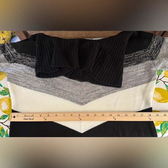 by&by Long Sleeve Sweater Dress - Black Chevron - Picture 7 of 12